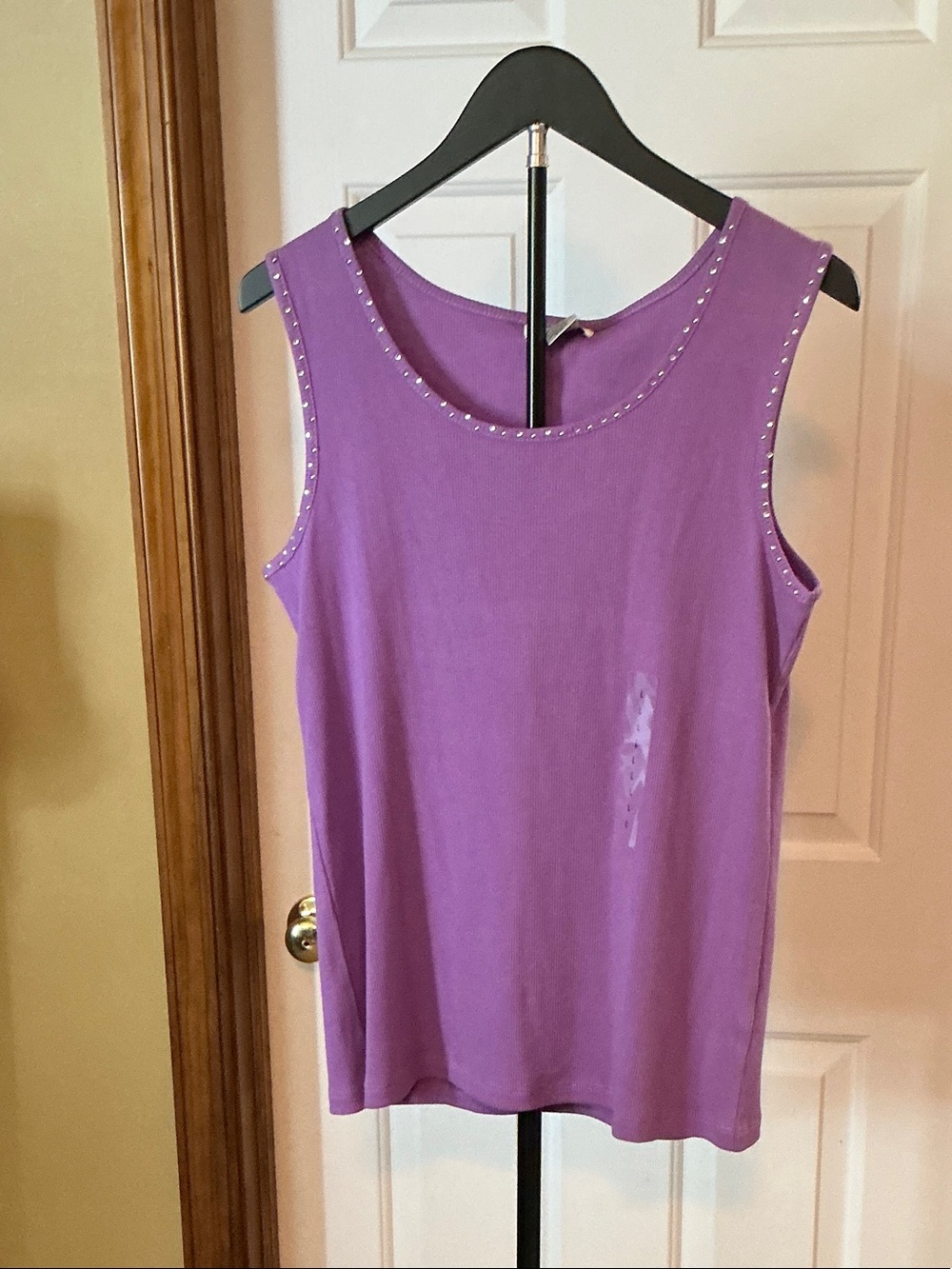 Hannah Lavender Stud-Trim Sleeveless Tank